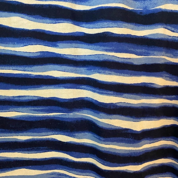 NWT’s Michael Kors 3/4 Bell sleeve Top - Picture 3 of 5